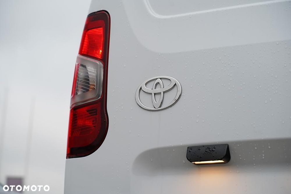 Toyota Proace City 1.5 D-4D Long 2,3t Active - 36