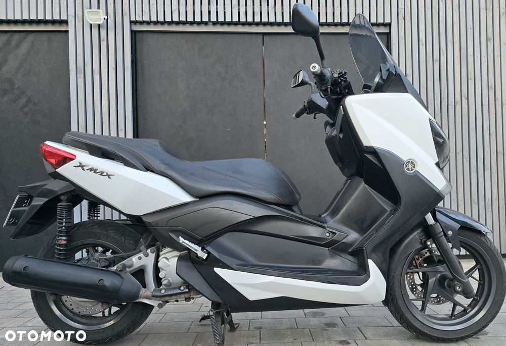 Yamaha X-max - 3