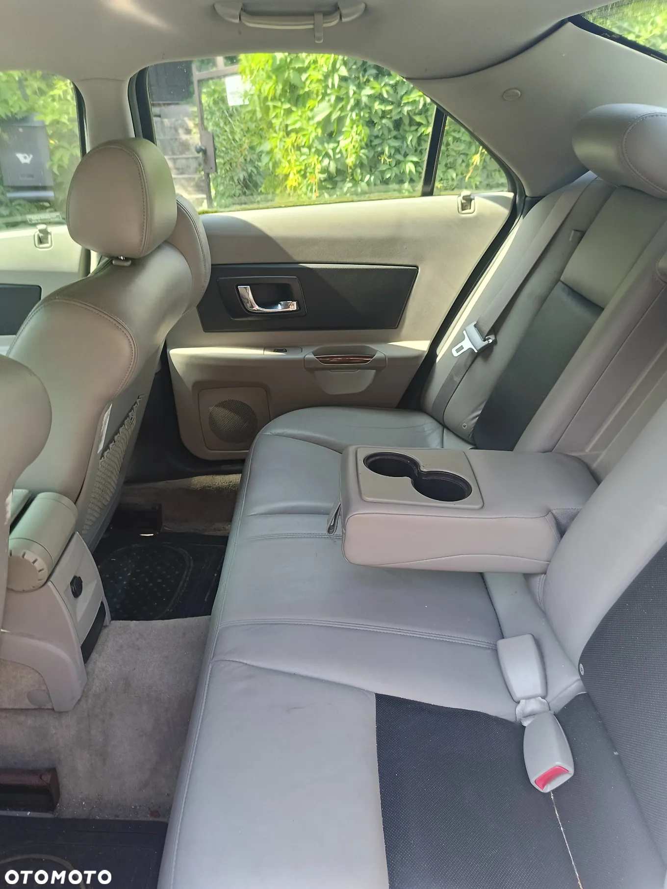 Cadillac CTS - 7
