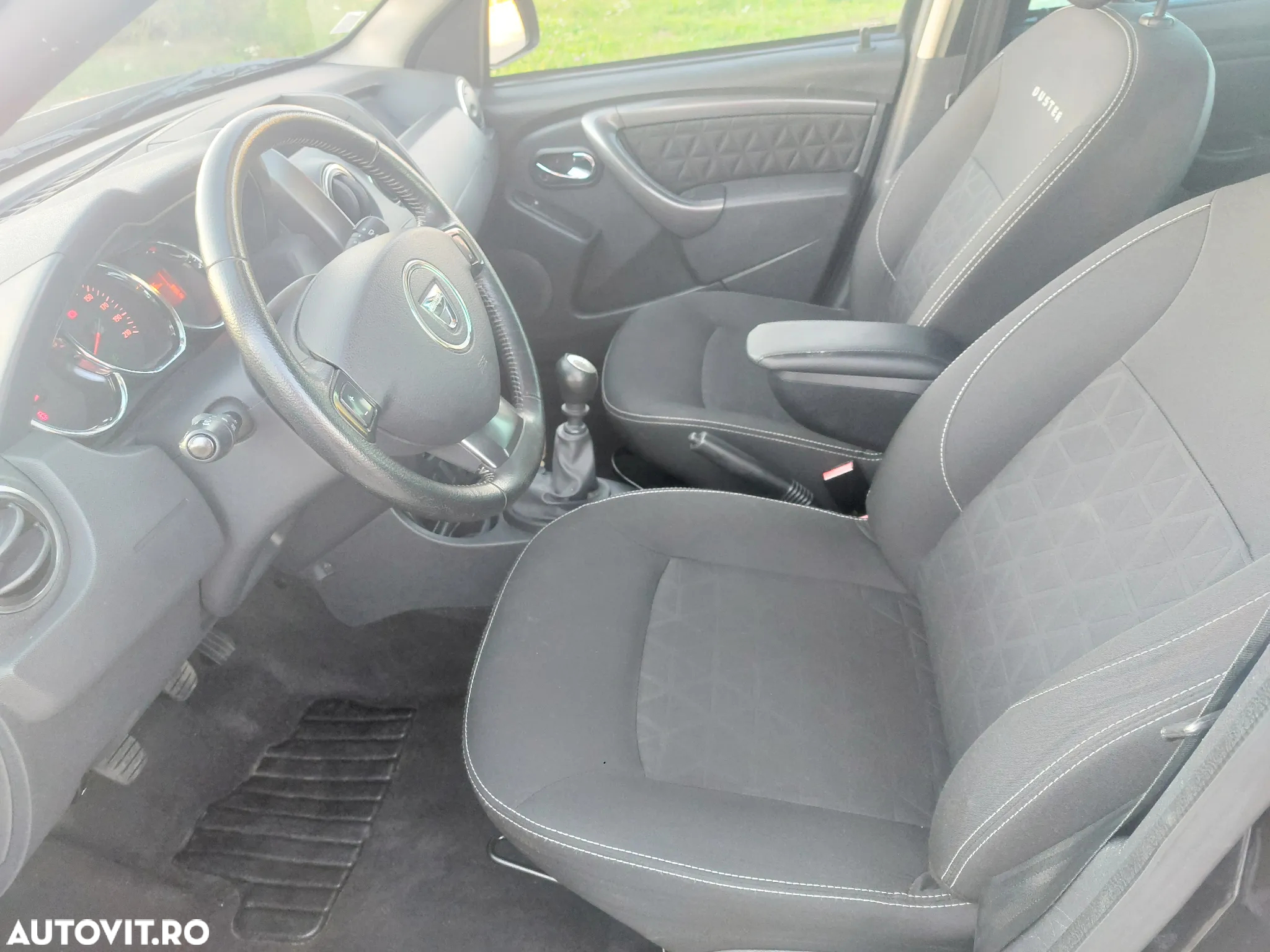 Dacia Duster 1.5 dCi 4x2 Laureate - 22