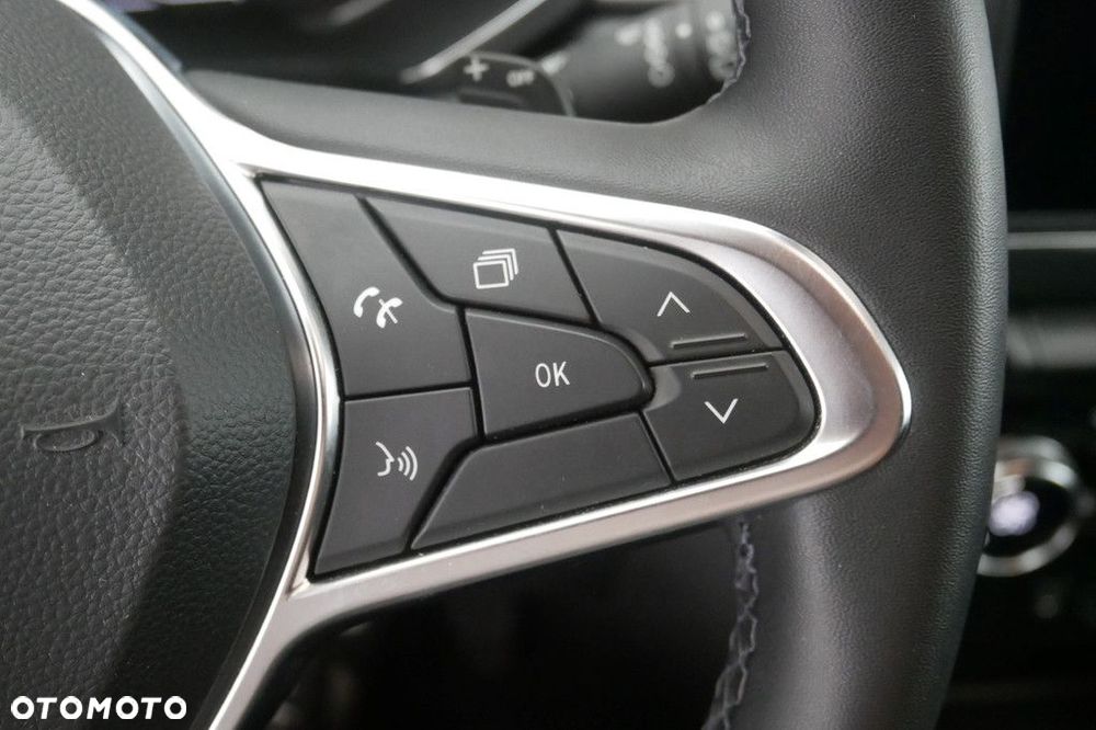 Renault Captur - 22