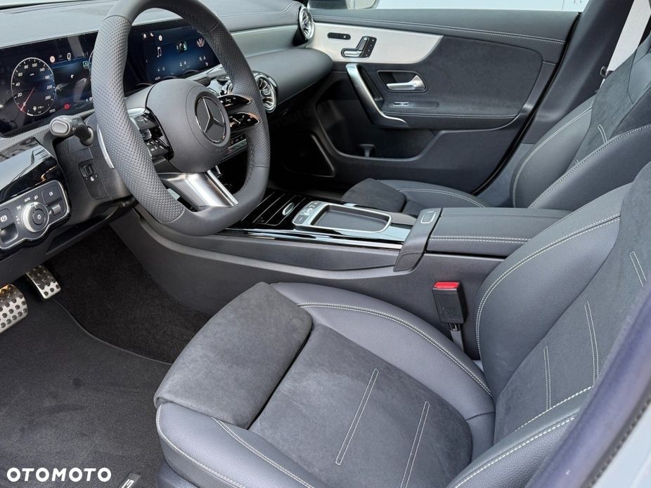 Mercedes-Benz CLA - 7