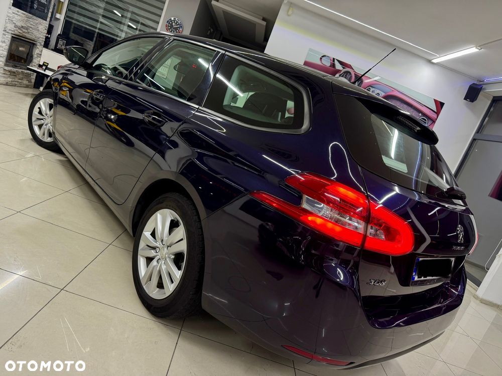 Peugeot 308 1.6 BlueHDi Allure S&S - 28