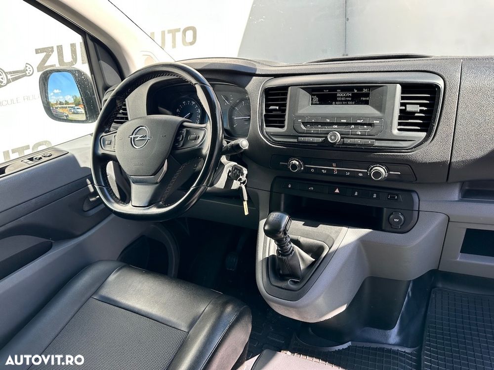 Opel vivaro - 9