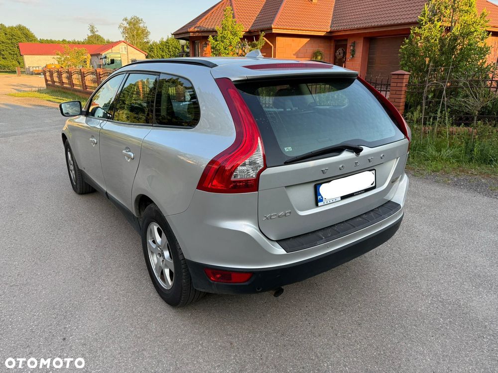 Volvo XC 60 - 4