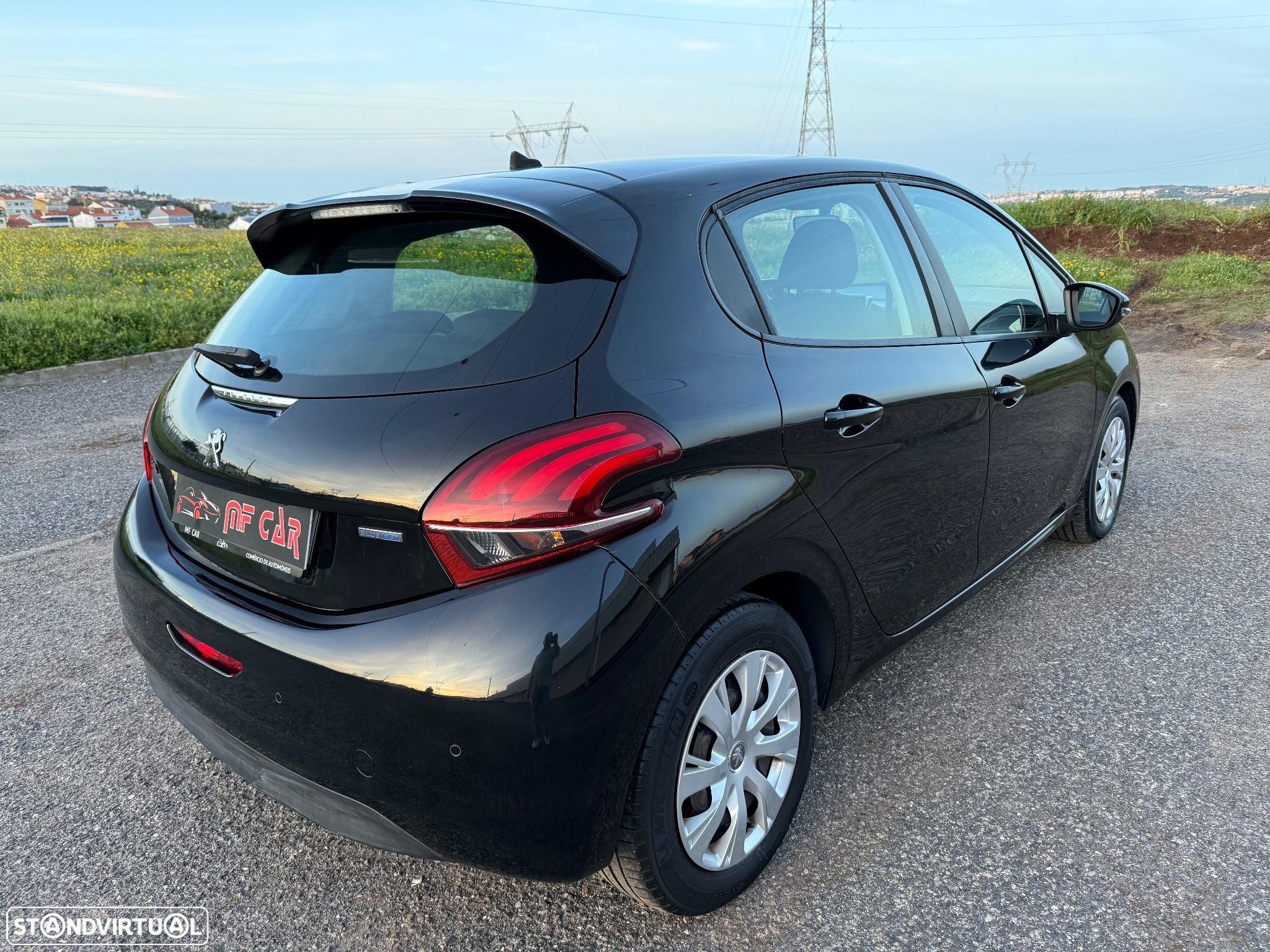 Peugeot 208 1.6 BlueHDi Style - 5