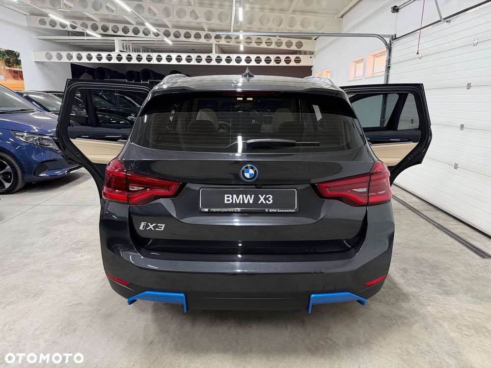 BMW iX3 80kWh Impressive - 10