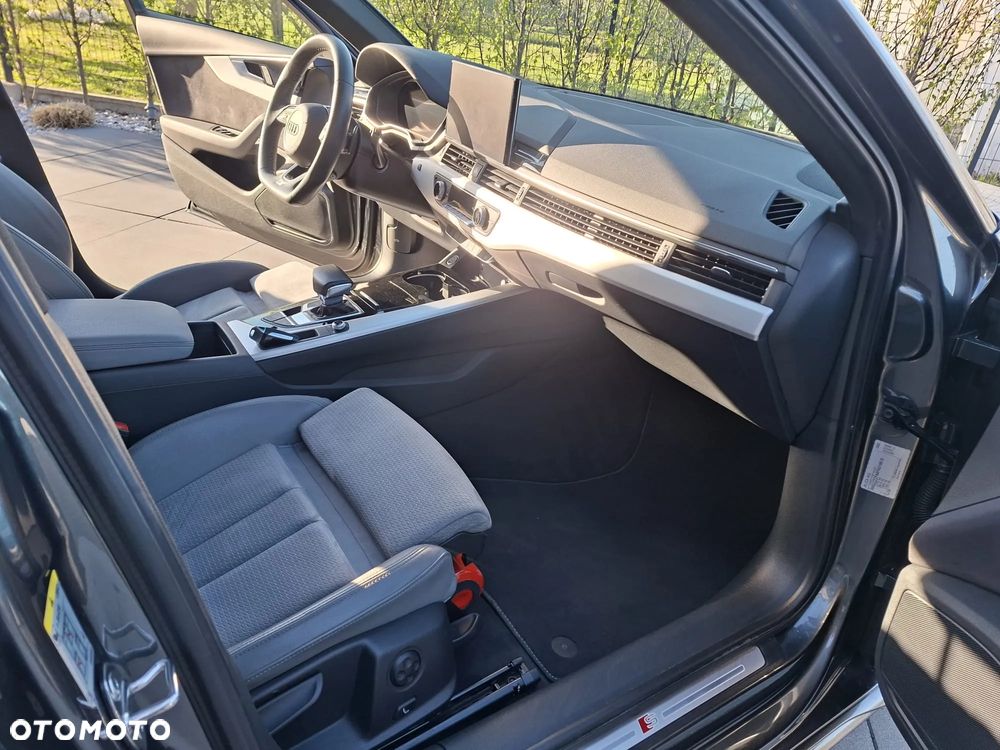 Audi A4 Avant 35 TFSI mHEV S Line S tronic - 15