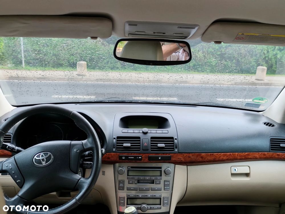 Toyota Avensis 2.2 D-4D Prestige - 7