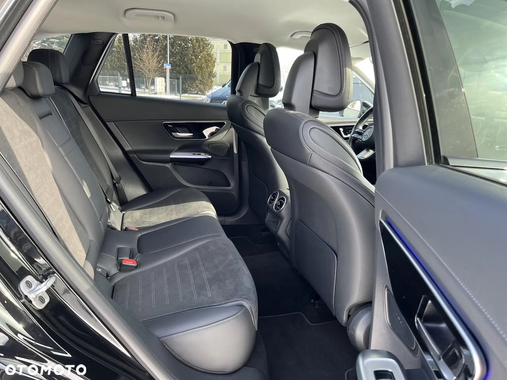 Mercedes-Benz GLC 300 e PHEV 4-Matic AMG Line - 14