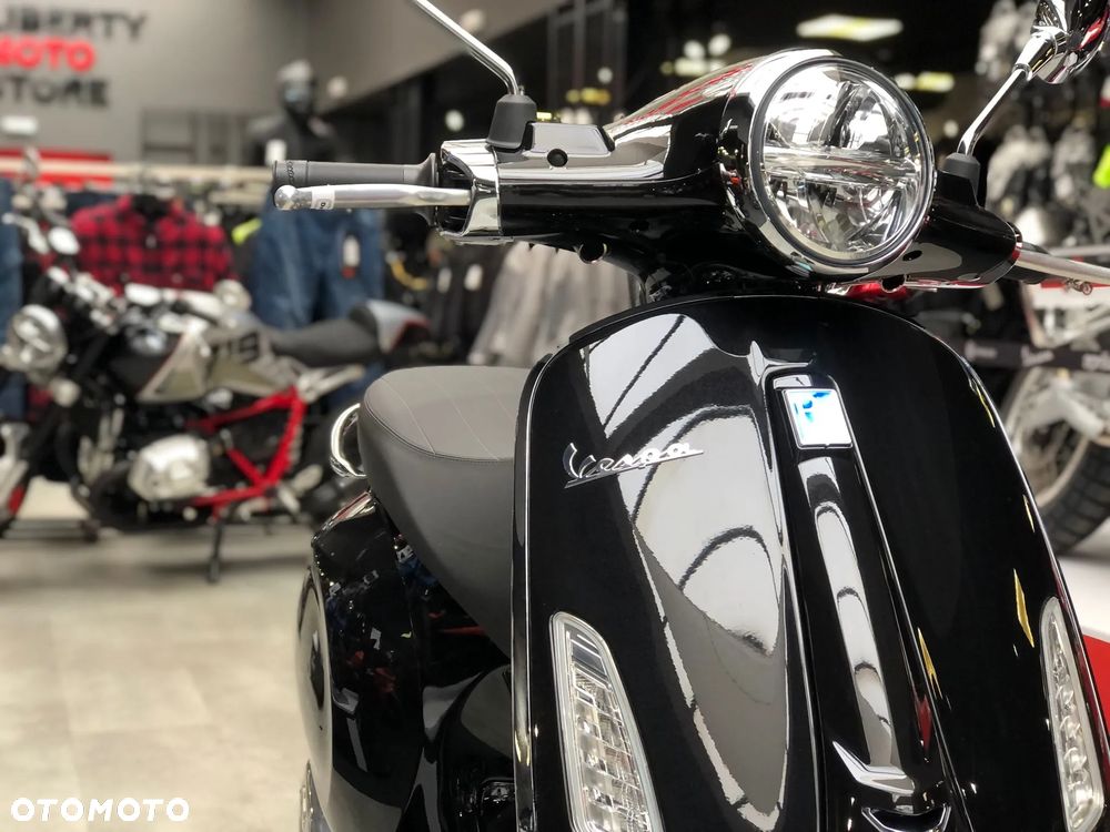 Vespa Primavera - 11