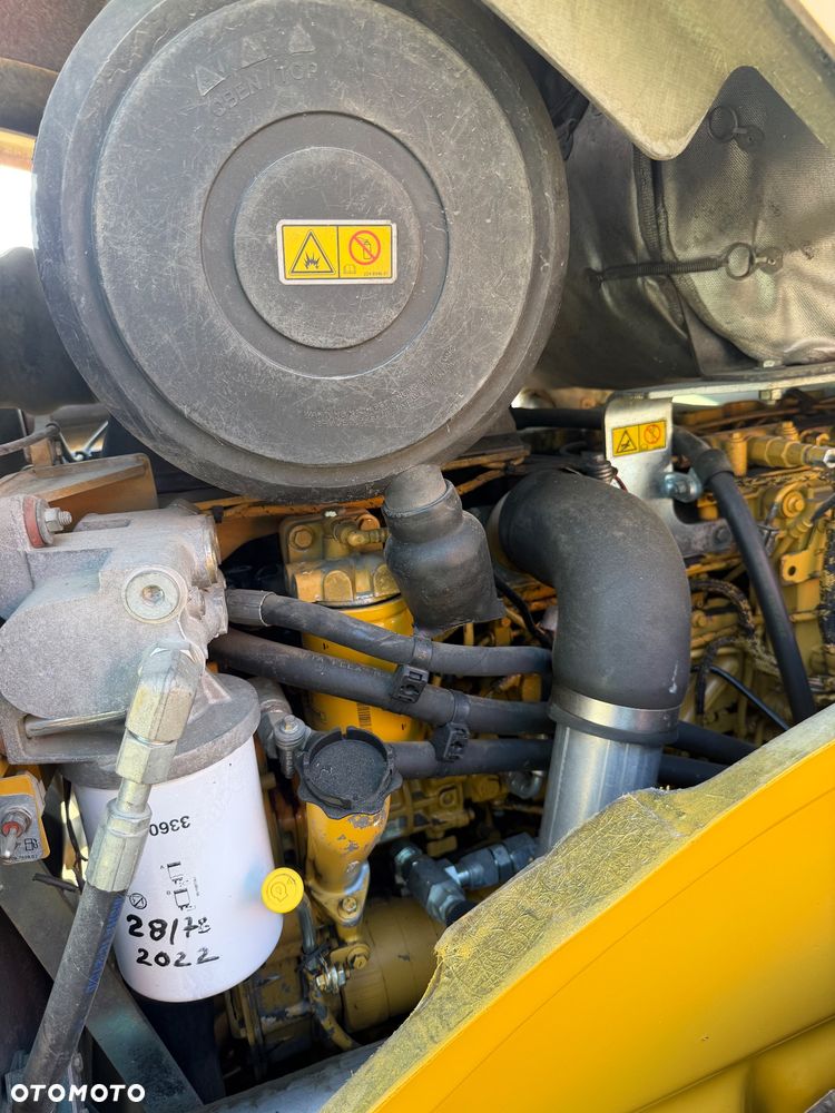 Caterpillar CS56 - 10