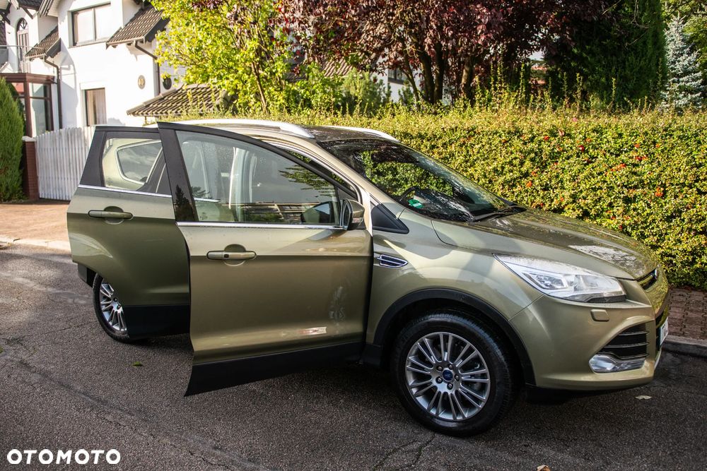 Ford Kuga 2.0 TDCi 4x4 Titanium - 16