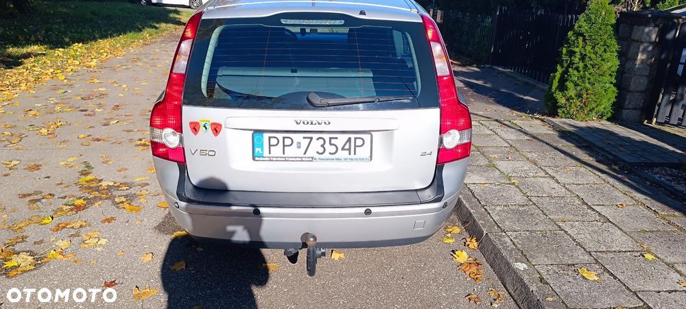 Volvo V50 2.4 - 6