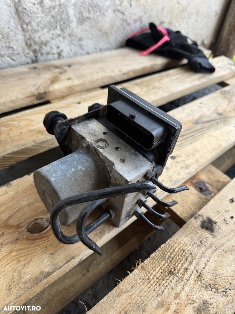 Pompa ABS 8K0 907 379 AA - 3