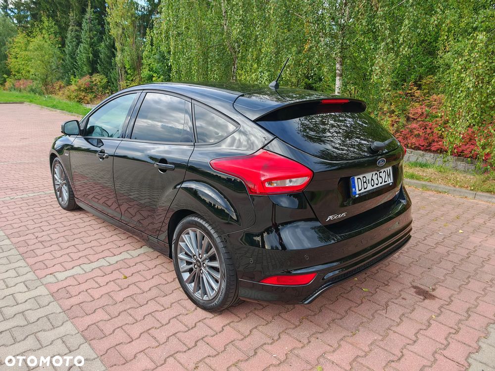 Ford Focus 1.5 EcoBoost ST-Line Black ASS - 4
