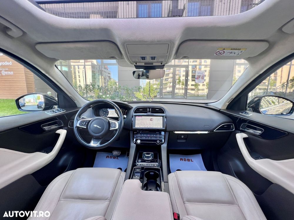 Jaguar F-Pace 20d AWD Prestige - 3