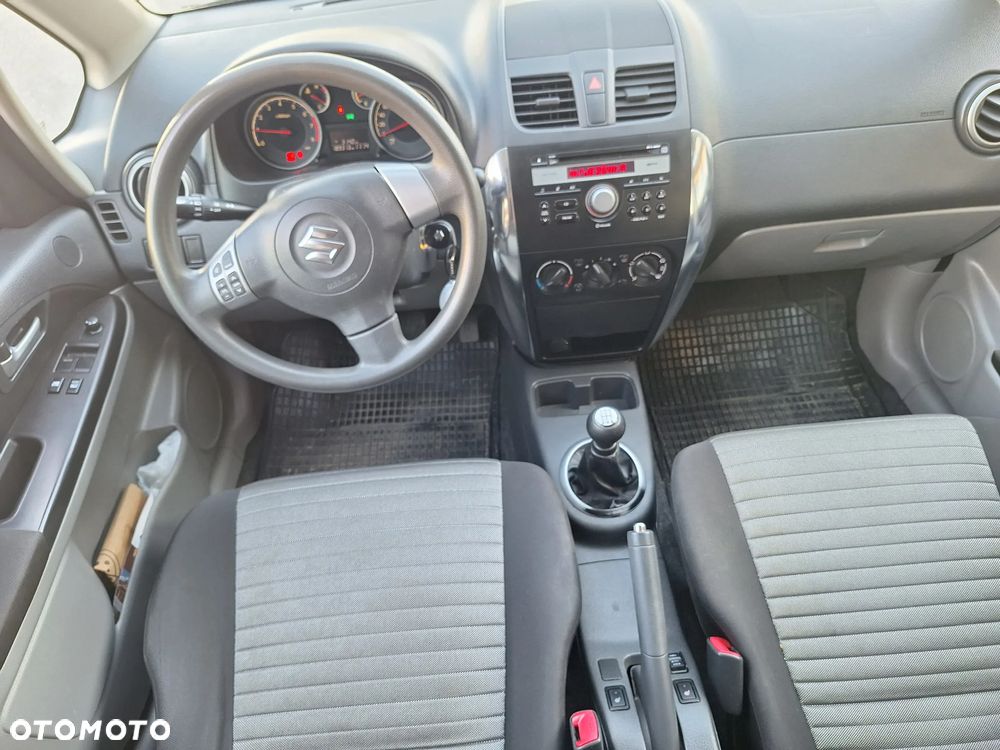 Suzuki SX4 Classic 1.6 VVT 4x4 Style - 13