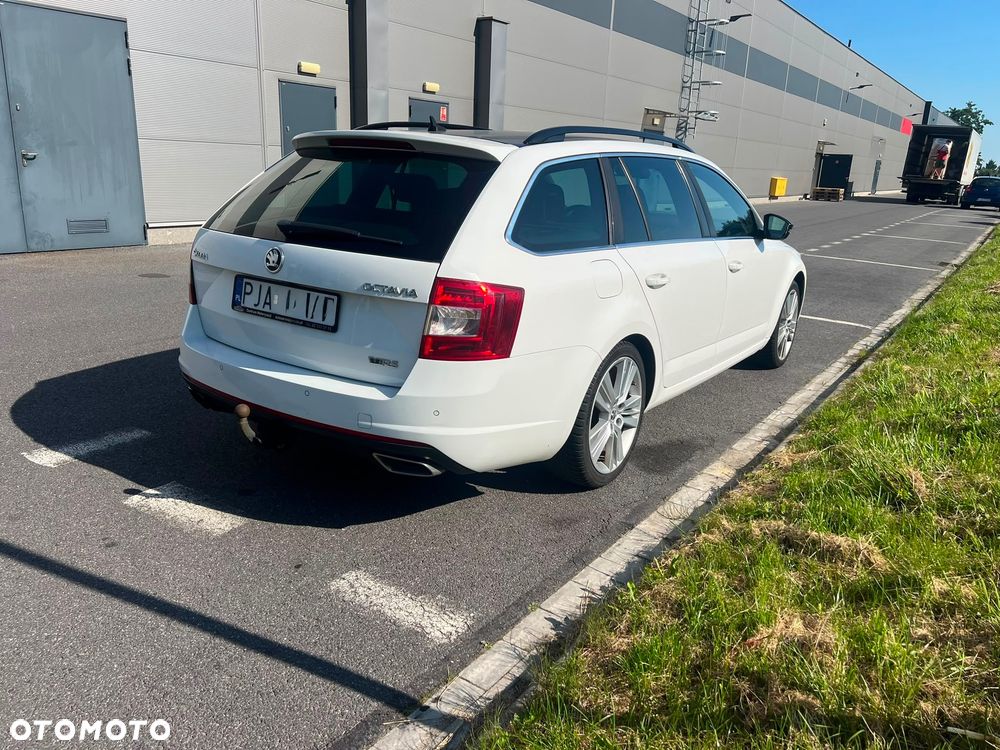 Skoda Octavia 2.0 TDI DSG RS - 6
