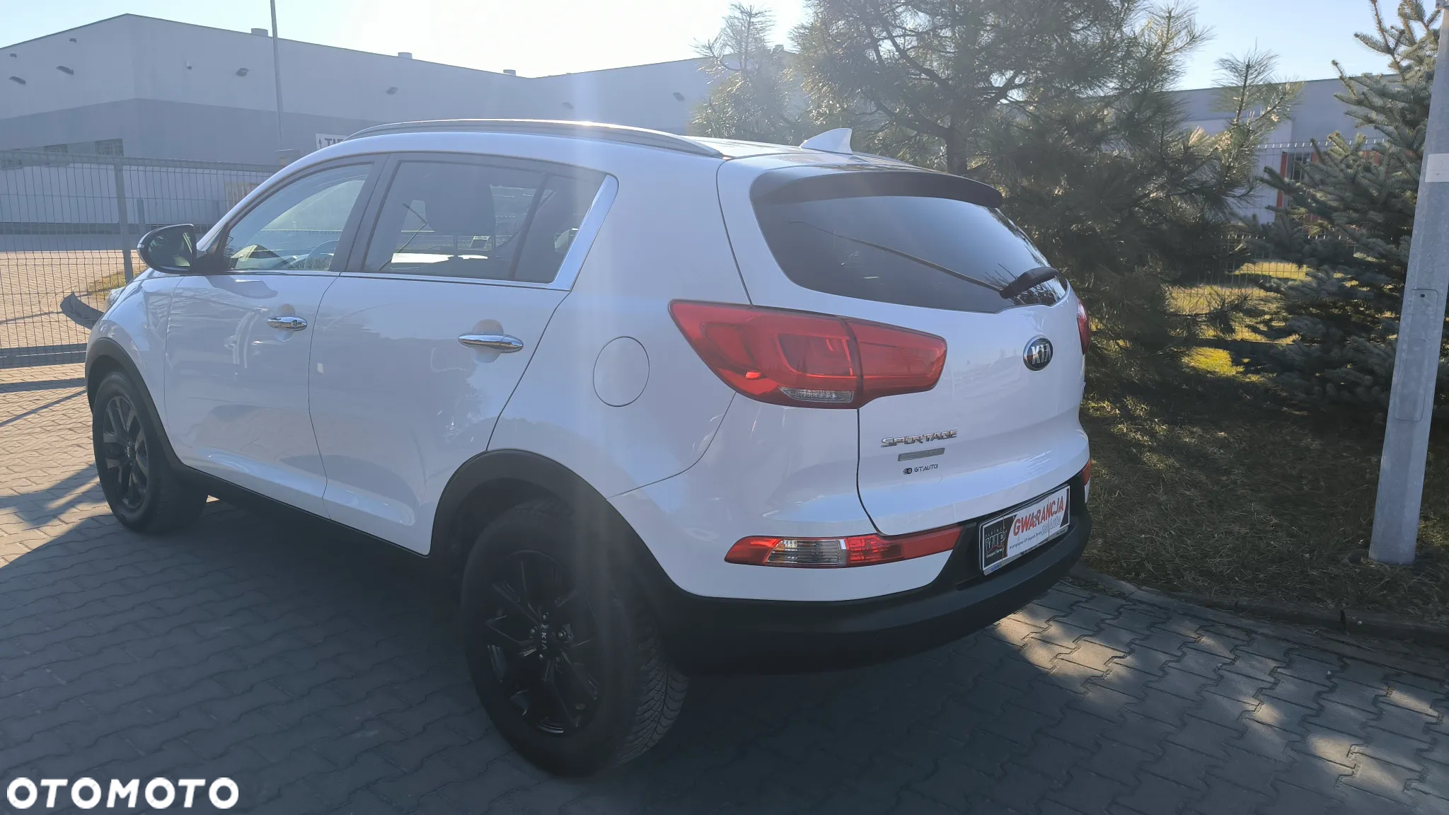 Kia Sportage 1.7 CRDI 2WD ISG Dream-Team Edition - 6