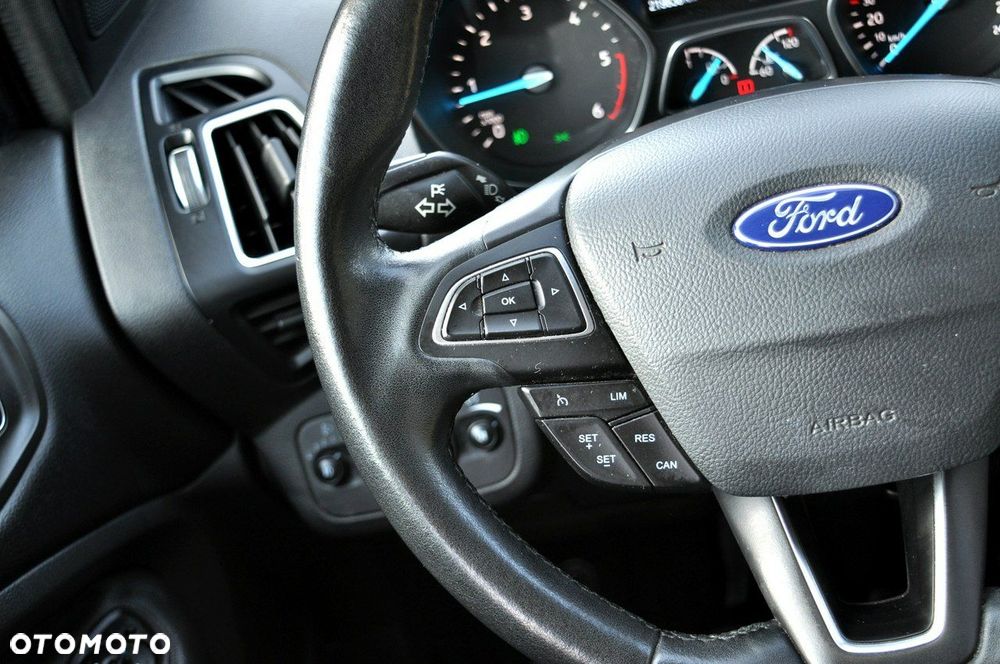 Ford Kuga 1.5 EcoBlue TITANIUM - 16