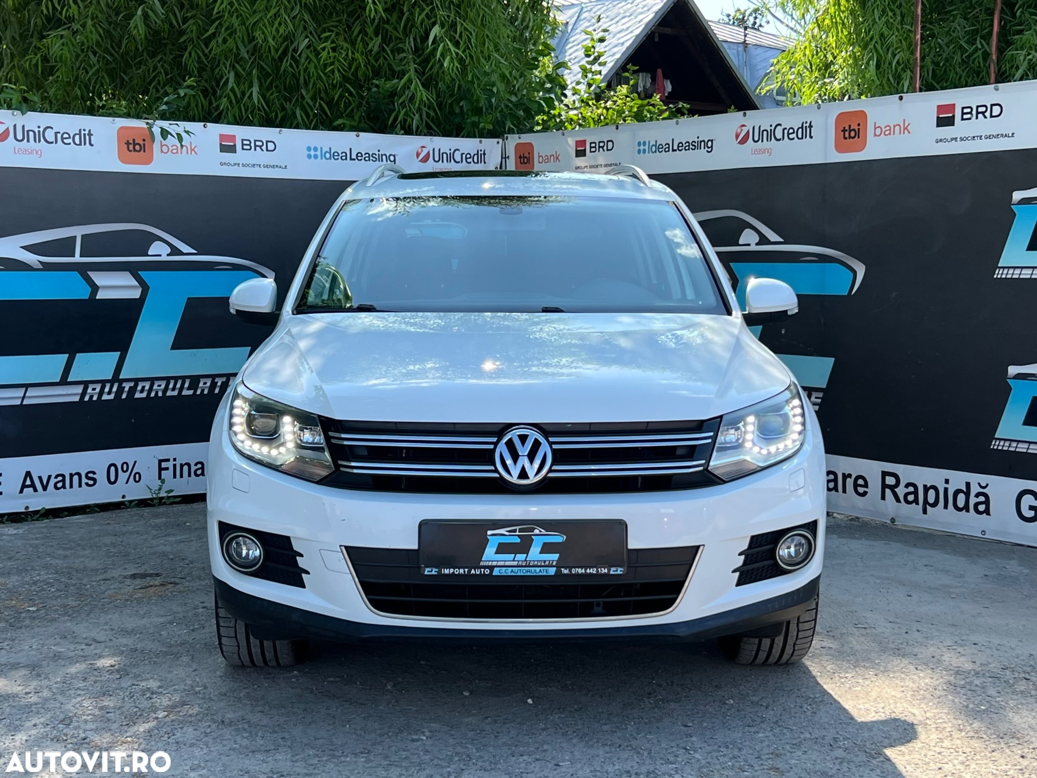 Volkswagen Tiguan 2.0 TDI BMT Sport & Style - 2