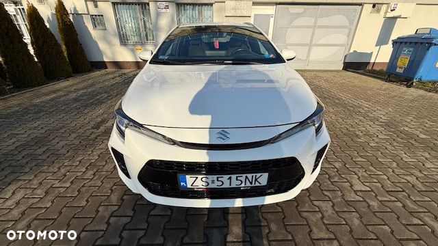 Suzuki Swace 1.8 Hybrid Premium Plus CVT - 10