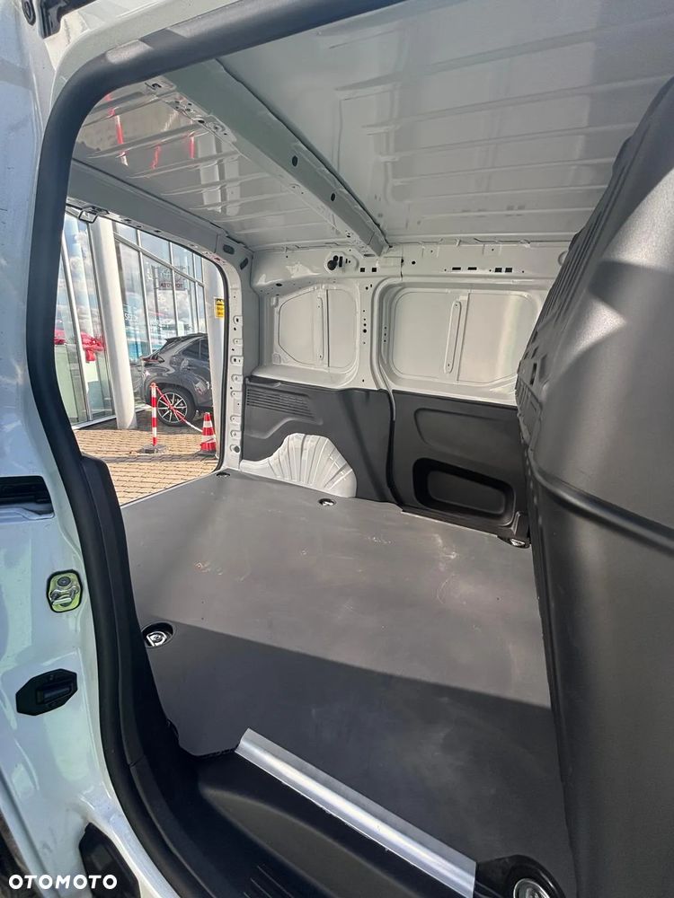 Toyota Proace City - 9