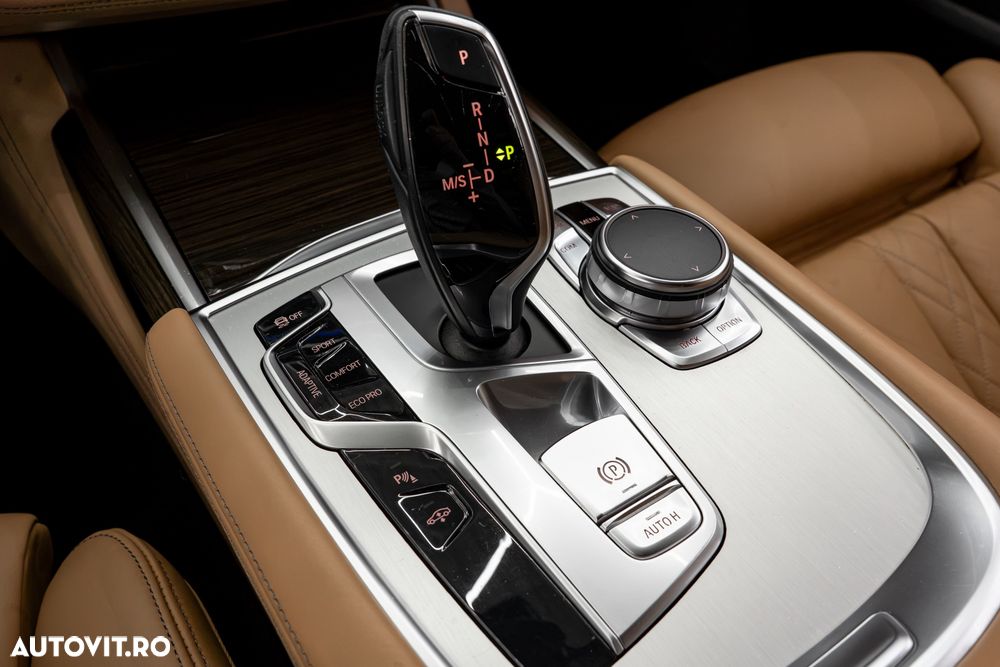 BMW Seria 7 730d xDrive - 37