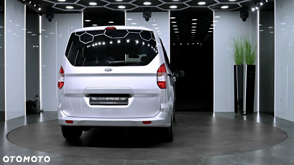 Ford Tourneo Courier - 7