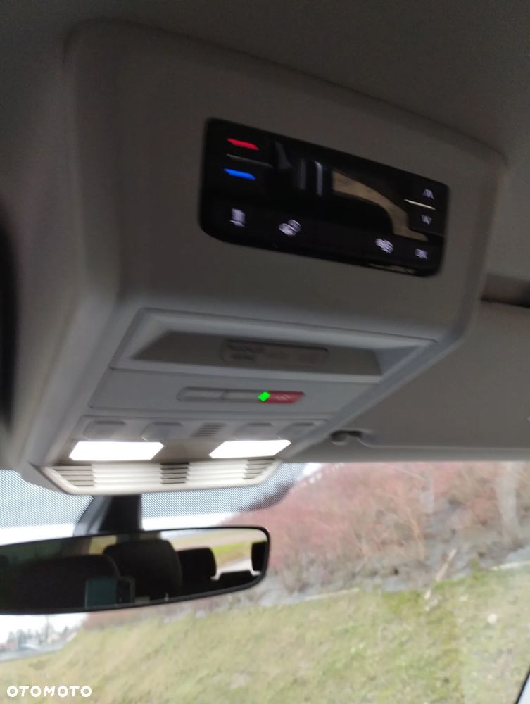 Volkswagen Multivan 2.0 TDI L1 Trendline - 8