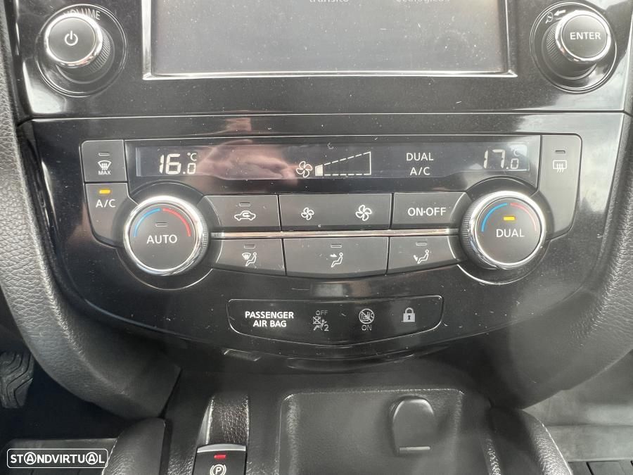 Nissan Qashqai 1.5 dCi N-Connecta - 40