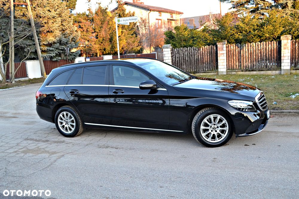 Mercedes-Benz Klasa C 220 d 9G-TRONIC Exclusive - 24