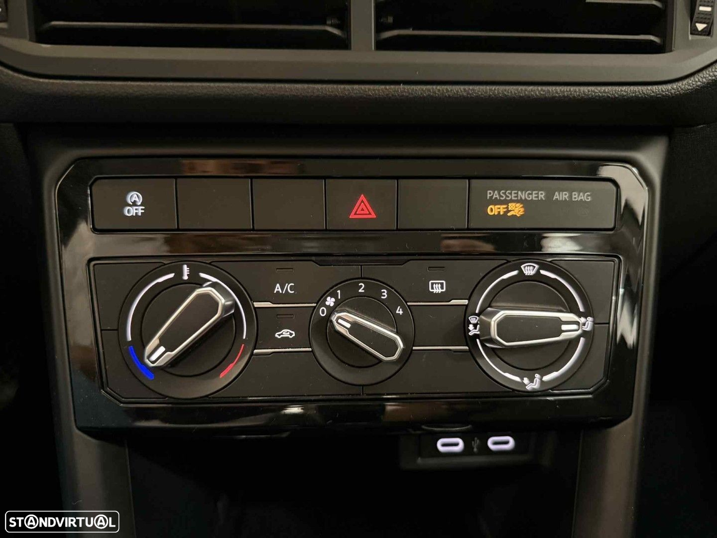VW T-Cross 1.0 TSI Life - 16