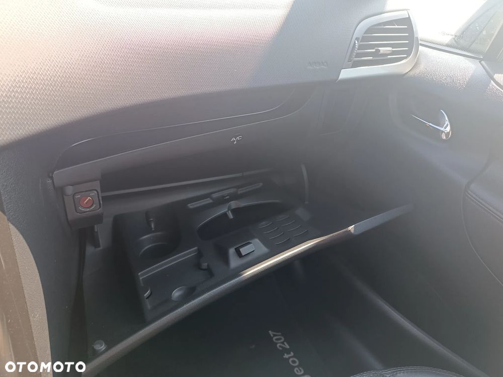 Peugeot 207 1.6 HDi Trendy Euro5 - 24