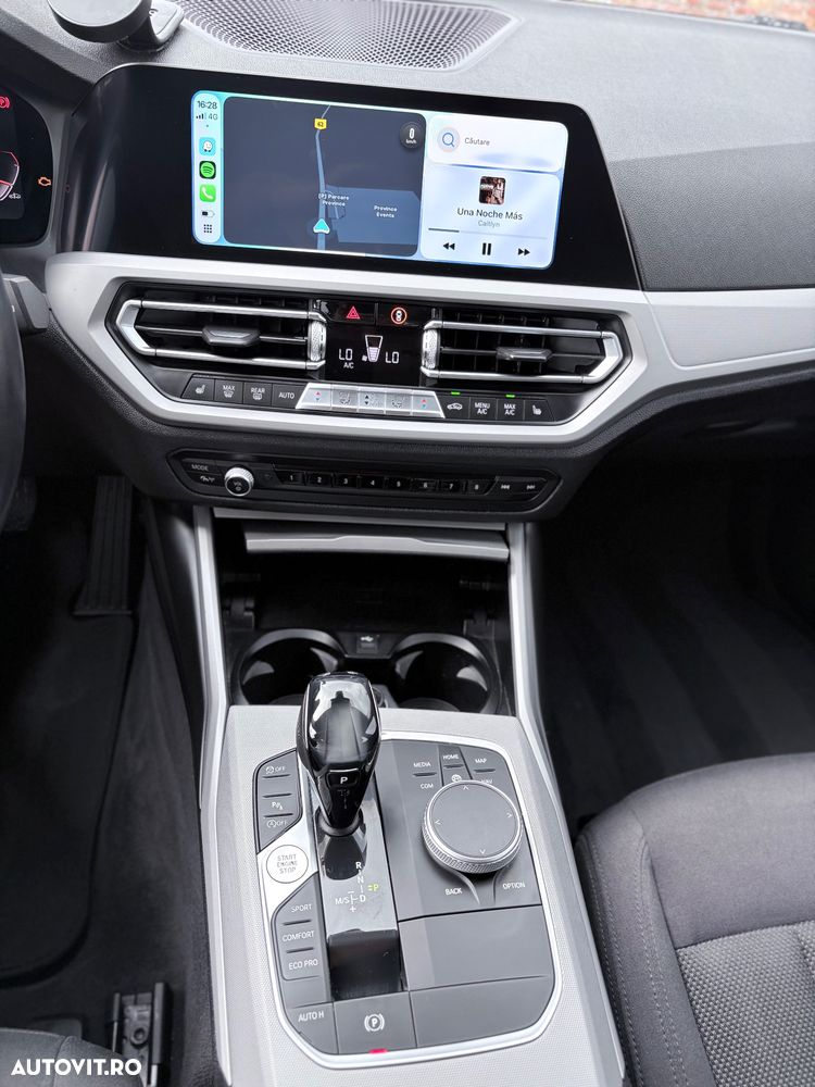 BMW Seria 3 320d Aut. - 7