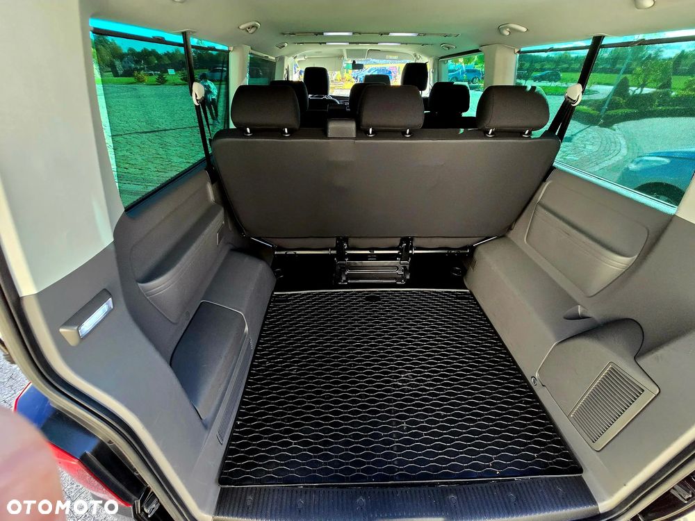 Volkswagen Caravelle 2.0 TDI L2 Highline DSG - 18