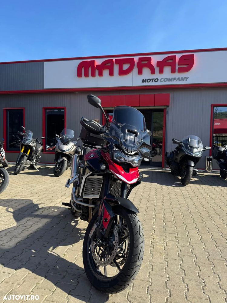 Triumph Tiger 900 - 7
