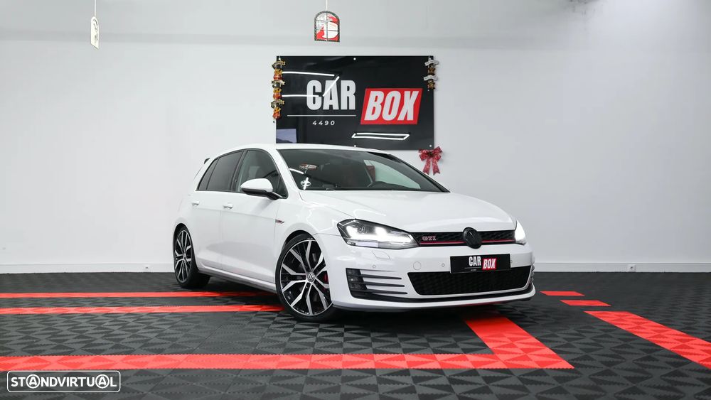VW Golf 2.0 TSi GTi DSG Performance - 1