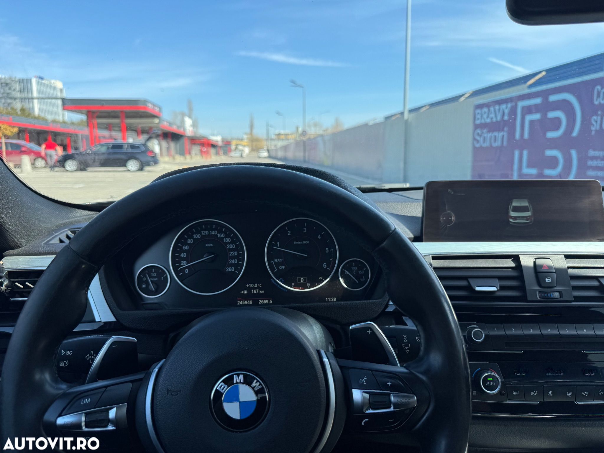BMW Seria 3 320d Aut. Sport Line - 9