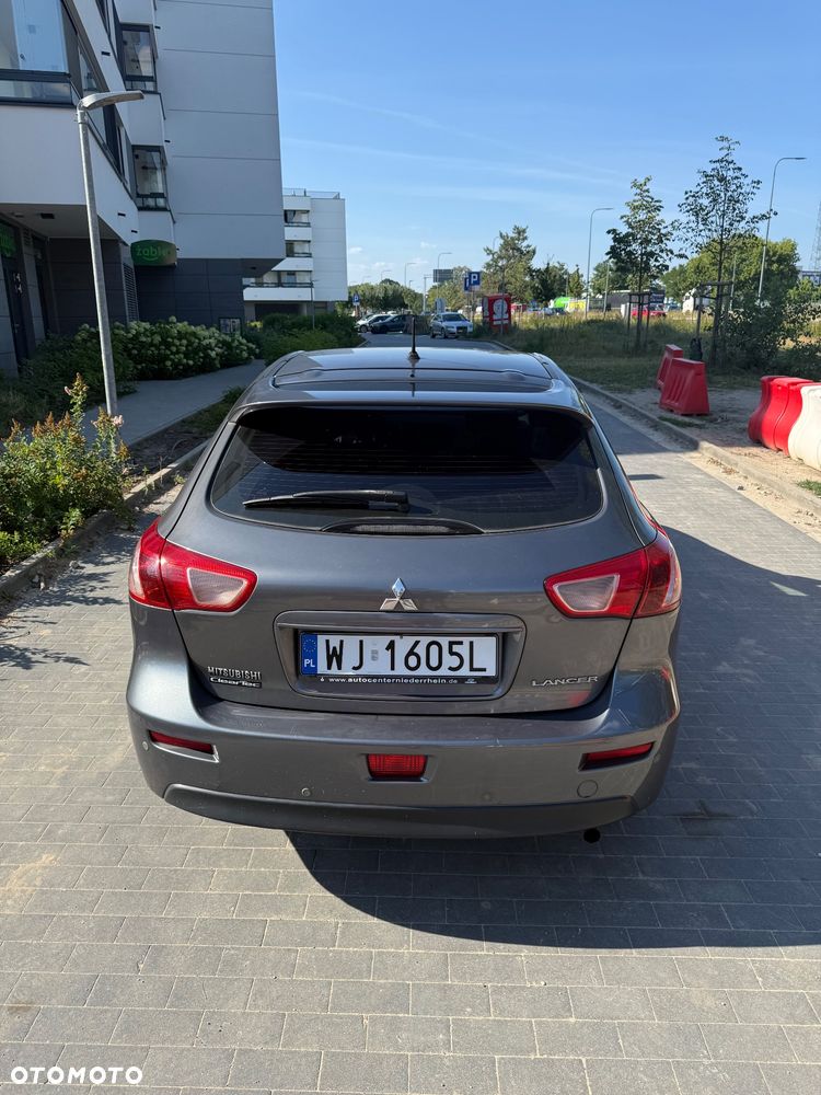 Mitsubishi Lancer Sportback 1.6 ClearTec - 4