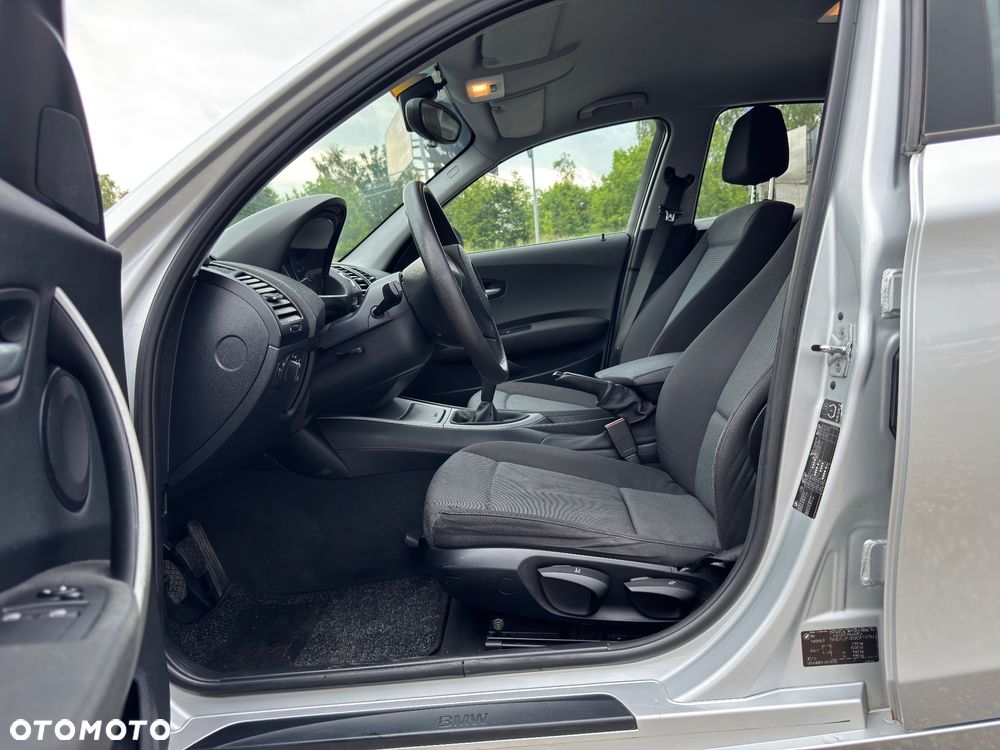 BMW Seria 1 - 12