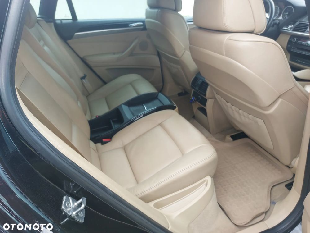 BMW X6M - 17