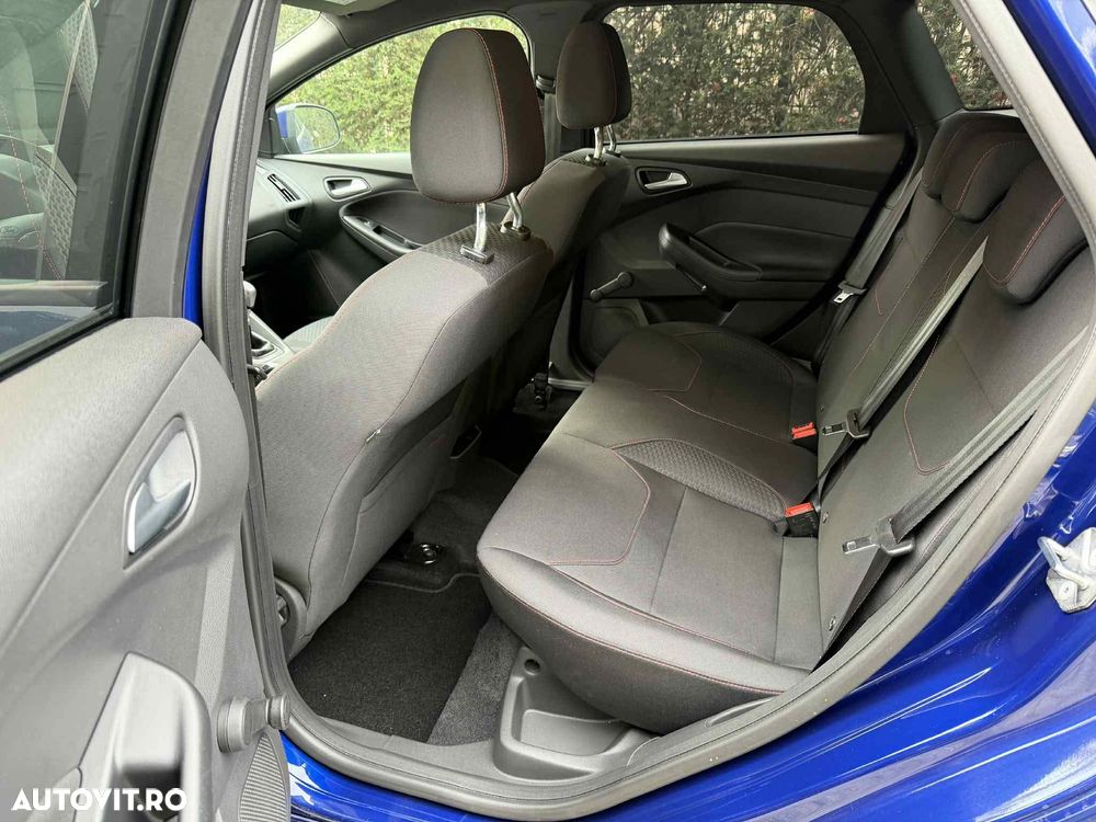 Ford Focus 1.5 EcoBoost ST-Line - 7