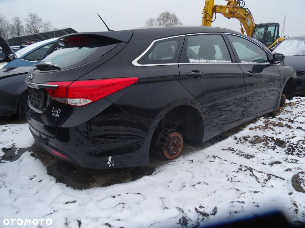Hyundai i40 na części drzwi klapa zderzak błotnik lampy NKA - 6