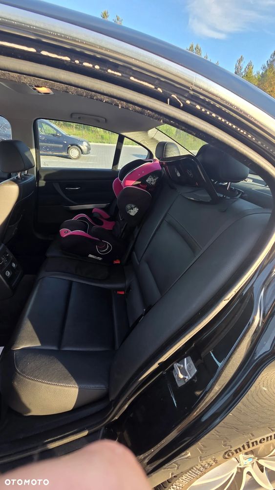 BMW Seria 3 320d xDrive - 11