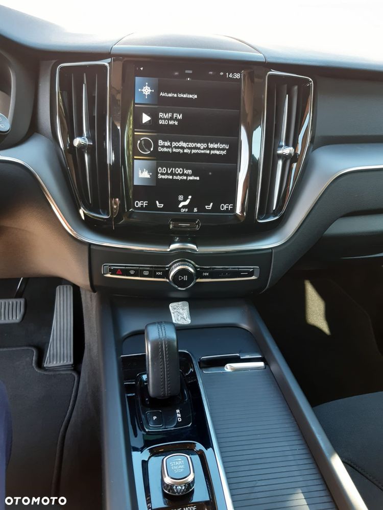 Volvo XC 60 - 8