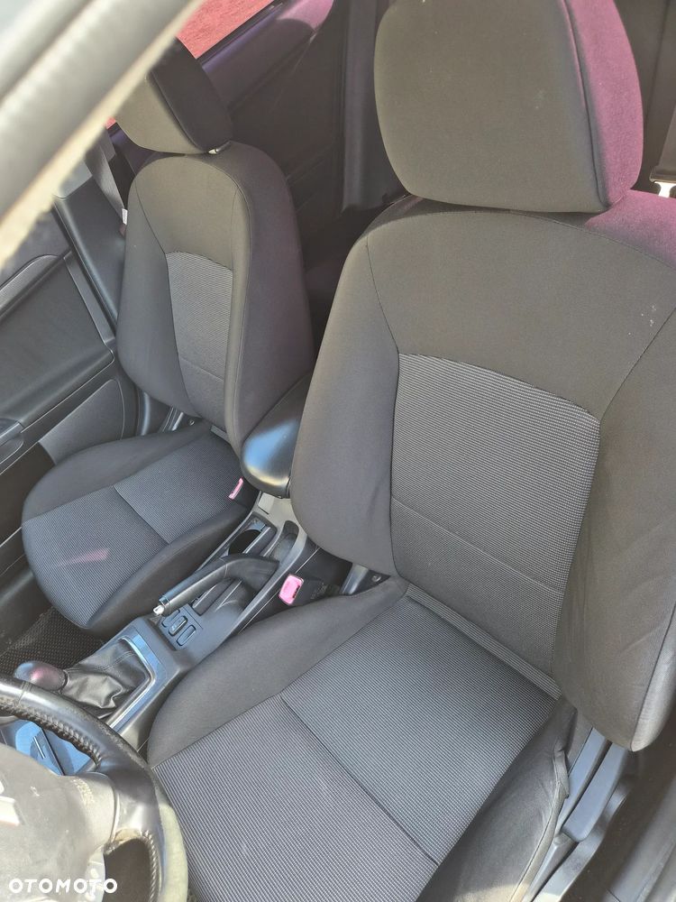 Mitsubishi Lancer - 11