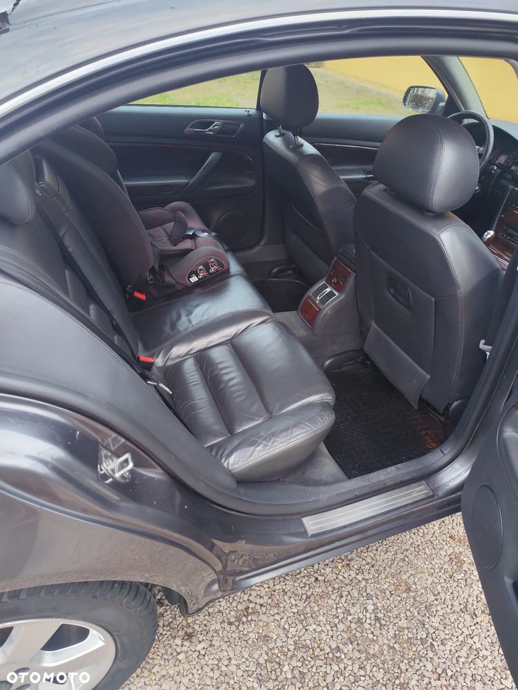 Skoda Superb 2.0 TDI DPF Elegance - 13