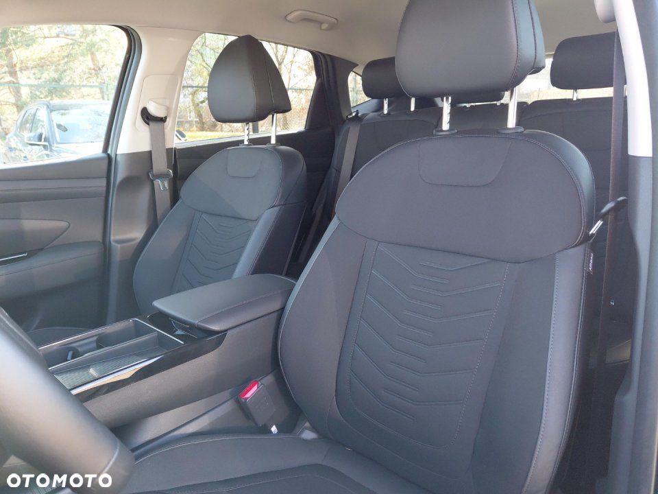 Hyundai Tucson - 13
